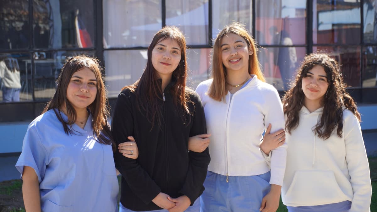 Estudiantes de Técnico en Atención de Enfermería