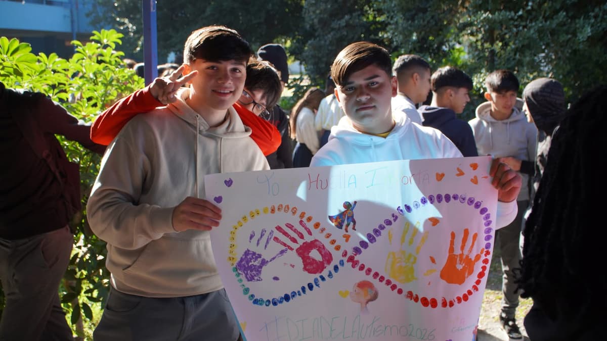 Liceo Eduardo Charme marcha por el Día Mundial de la Concienciación sobre el Autismo en San Fernando — foto 18