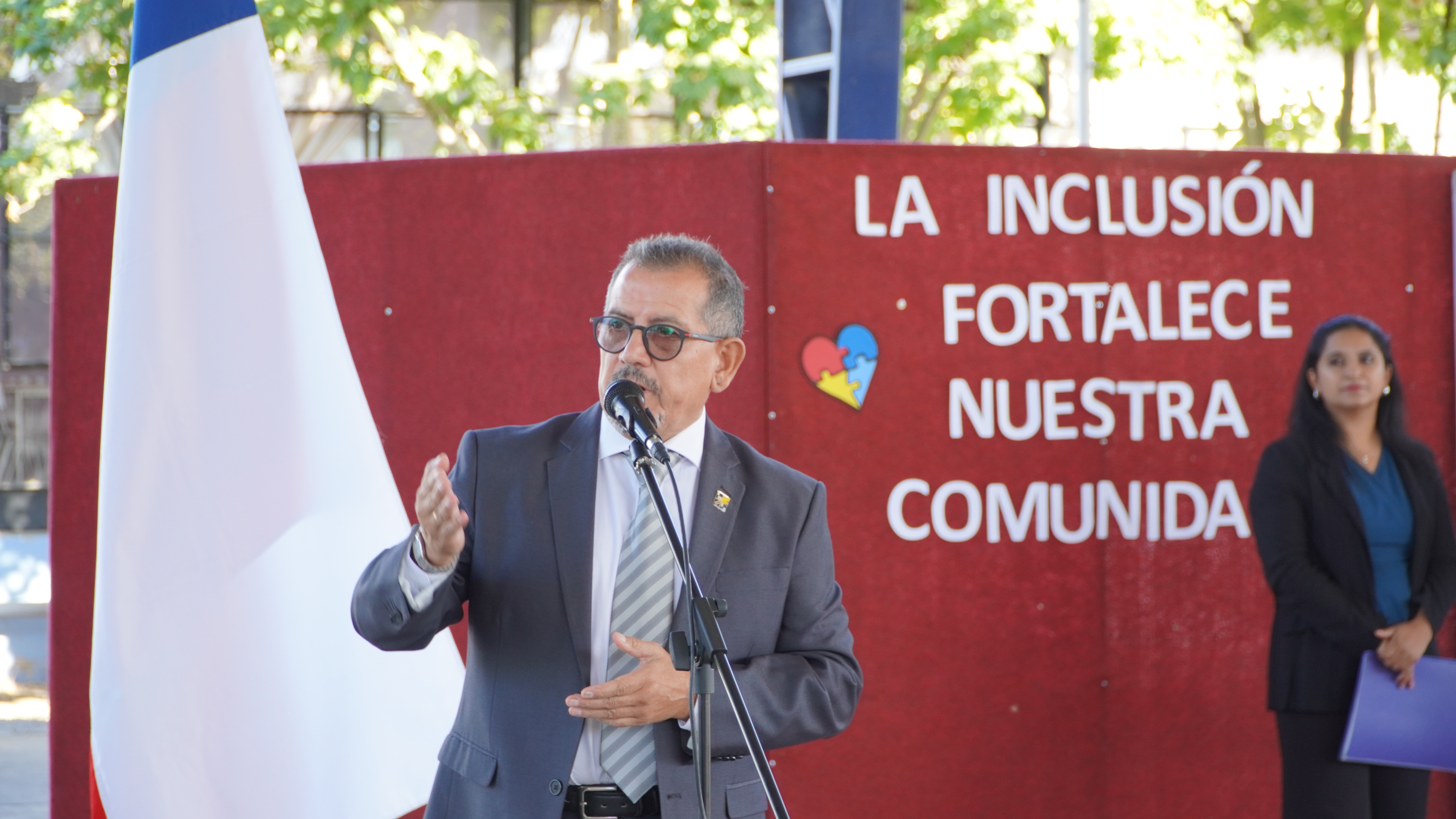 Presentación en acto de inclusión social